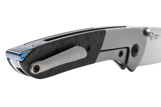 Afbeelding voor Kizer Spitfire KI3690A1 Satin S35VN, Titanium Carbonfiber, Timascus Backspacer, zakmes