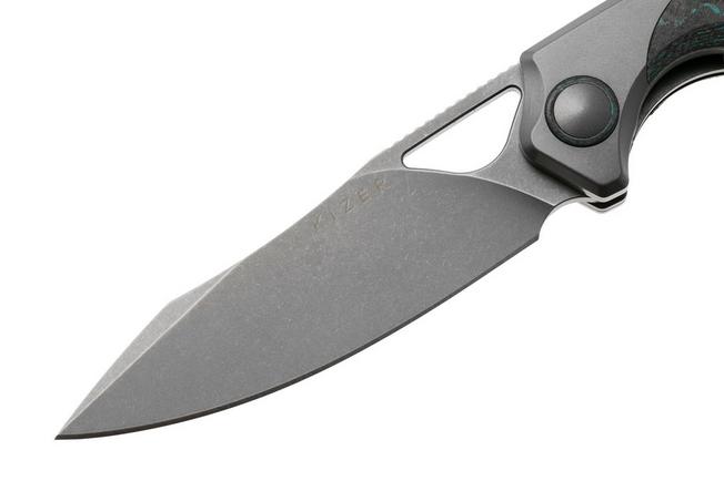 Afbeelding voor Kizer Ara KI3729A2, Gray Stonewashed CPM S45VN, Titanium / Brittany Blue Camo Carbon zakmes, Jonathan Styles and Paul Munko design