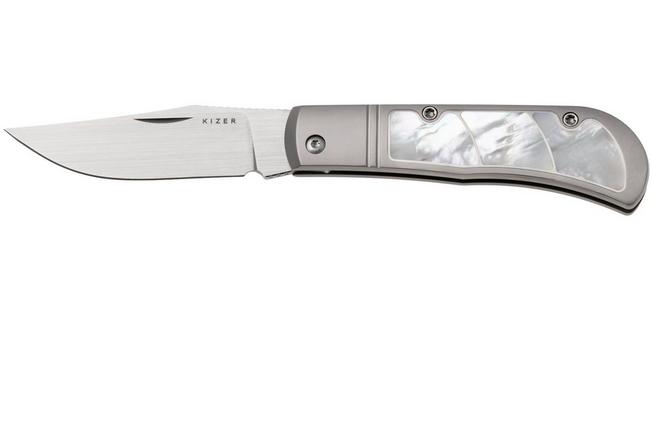Afbeelding voor Kizer Trestle KI3761A3 Hand Brushed S45VN, Titanium Mother Of Pearl Inlay, zakmes, Azo design