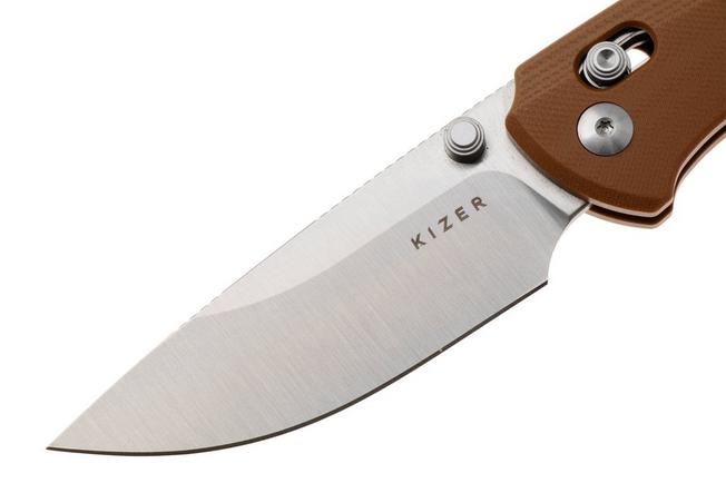 Afbeelding voor Kizer Vanguard Task 1 CD V3490.2CA2 Satin Nitro-V, Brown G10, zakmes, Ulrich Hennecke design