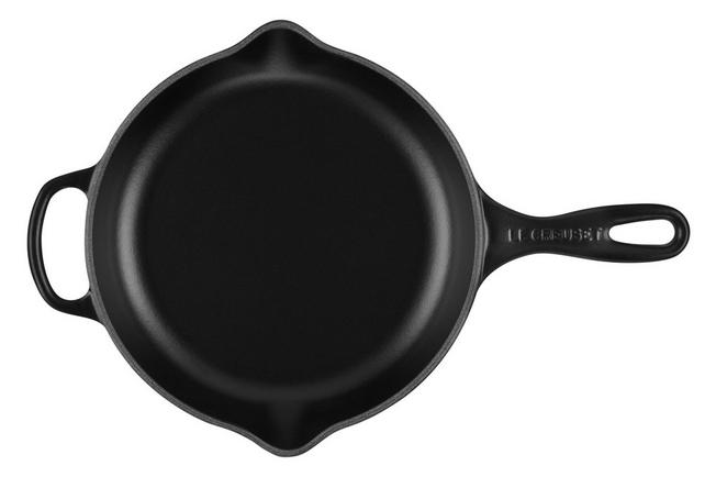 Image for Le Creuset cast-iron skillet 23 cm round, black