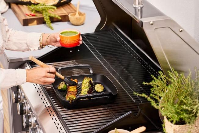 Bild für Le Creuset BBQ Outdoor Collection 0275260000005 Cast Iron Grilling Pan, viereckige Grillpfanne, 26 cm