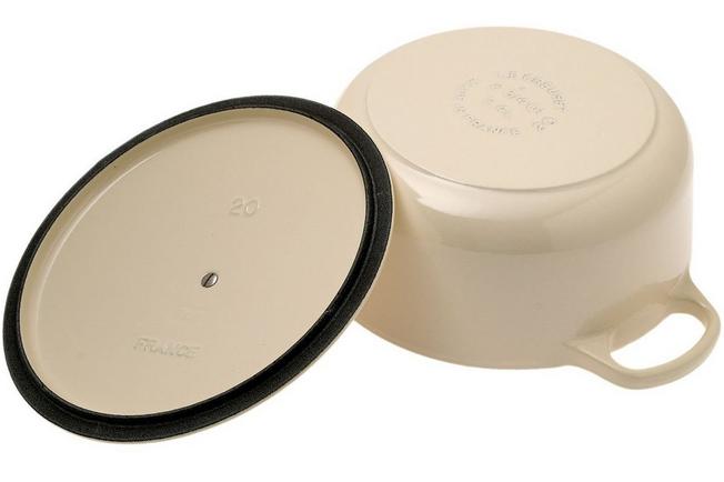 Image for Le Creuset Signature casserole-cocotte 20 cm, 2,4L cream
