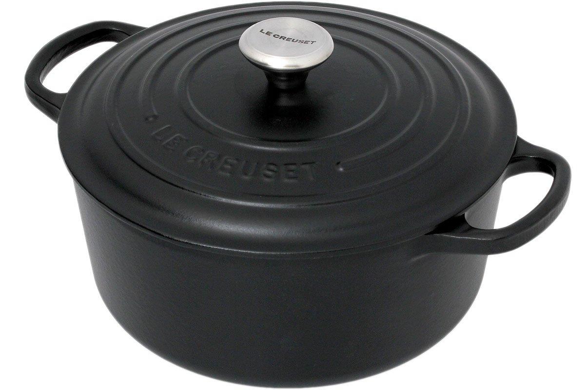Cocotte Le Creuset 22 cm, 3,3 L noir mat Achetez à prix avantageux chez knivesandtools.fr