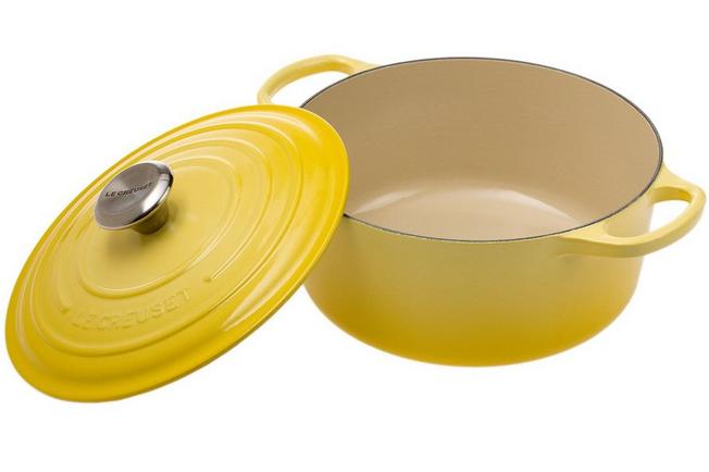 Le Creuset Signature casserole - cocotte 24 cm, 4.2 L yellow