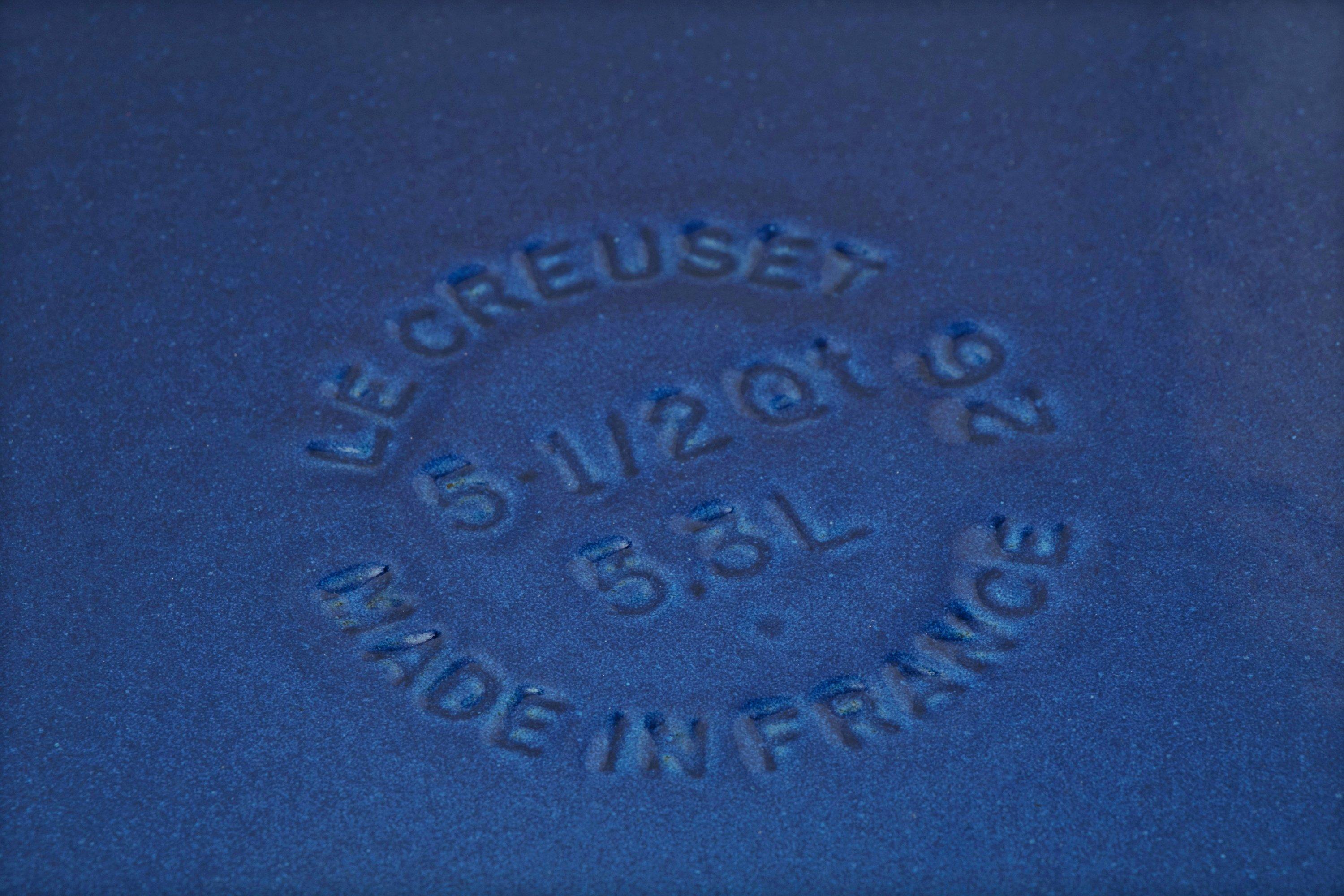 Cocotte en Fonte Ronde 26 cm Azur Le Creuset Signature - Cocottes en fonte  couleur Marseille (bleu ciel)vente achat achete