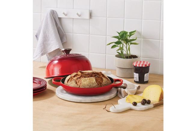 Image pour Le Creuset Signature moule à pain 24 cm, 1.6 L, rouge