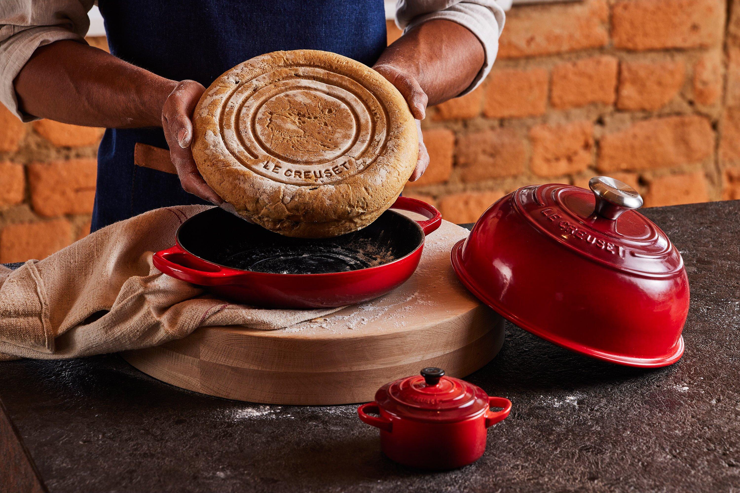 Le Creuset Signature bread oven cocotte 24 cm, 1.6 L, red
