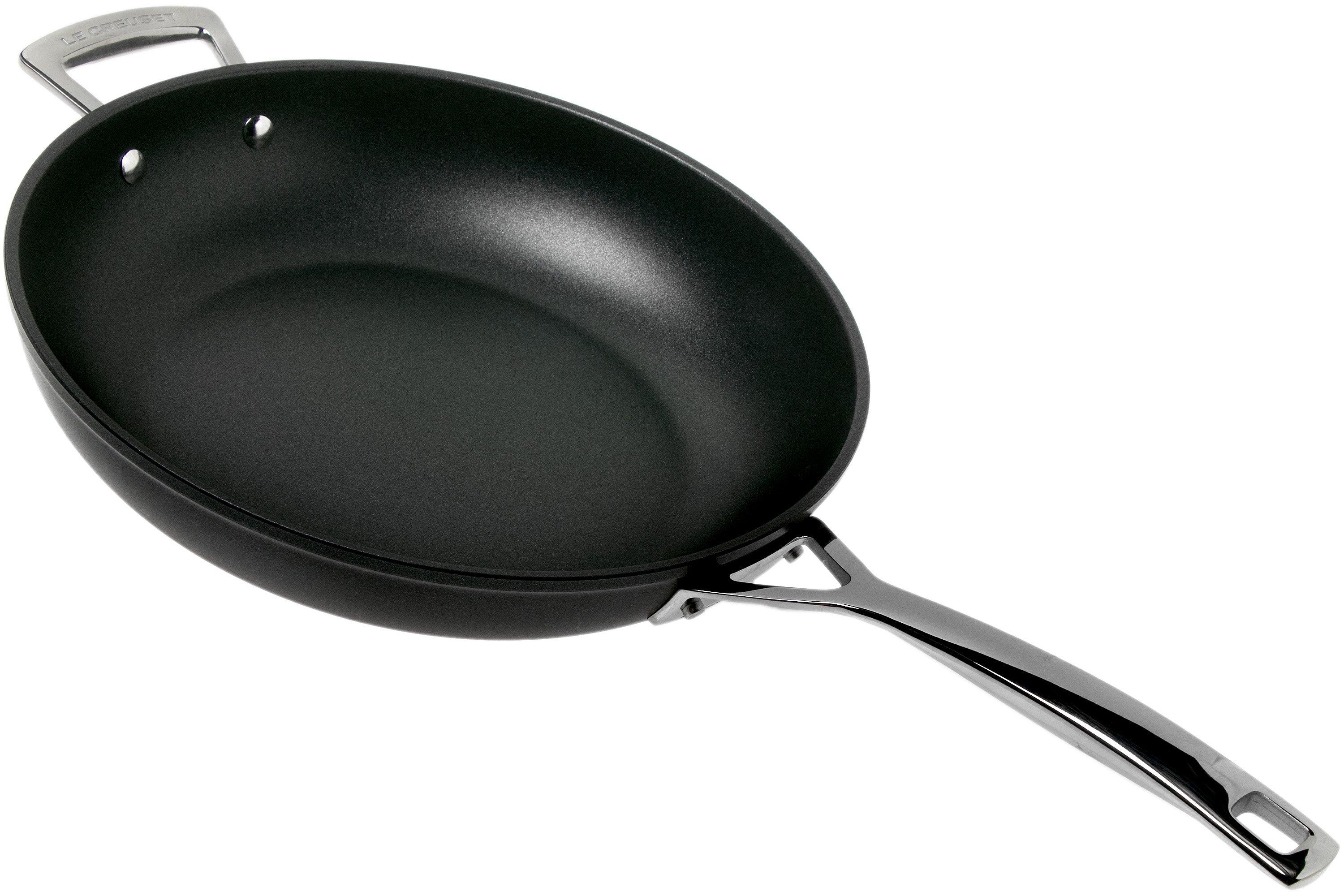 Pak om te zetten Specialiteit Diversen Le Creuset TNS sauteerpan 30 cm | Voordelig kopen bij knivesandtools.be