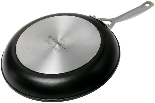 åbning klippe Personlig Le Creuset TNS frying pan 30 cm | Advantageously shopping at  Knivesandtools.com