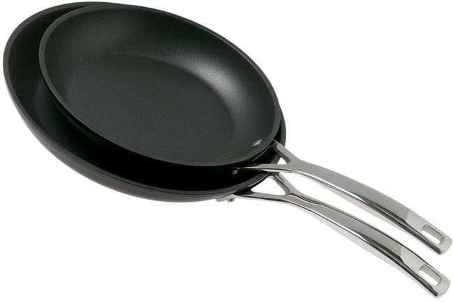 Le Creuset TNS frying pan 30 cm