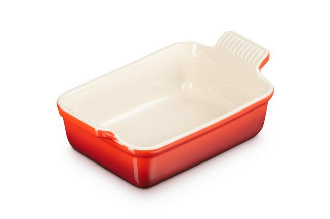 Image for Le Creuset rectangular oven dish 1.1 L, 19 cm, red
