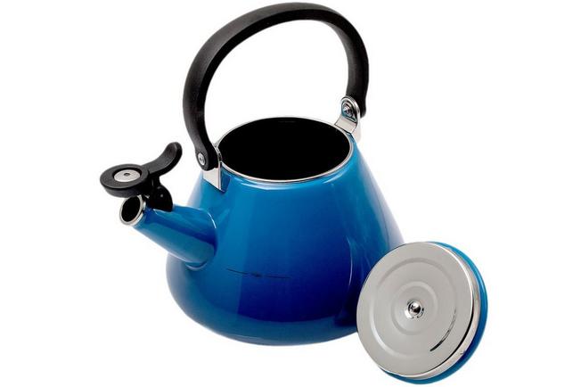 Le creuset blue outlet tea kettle