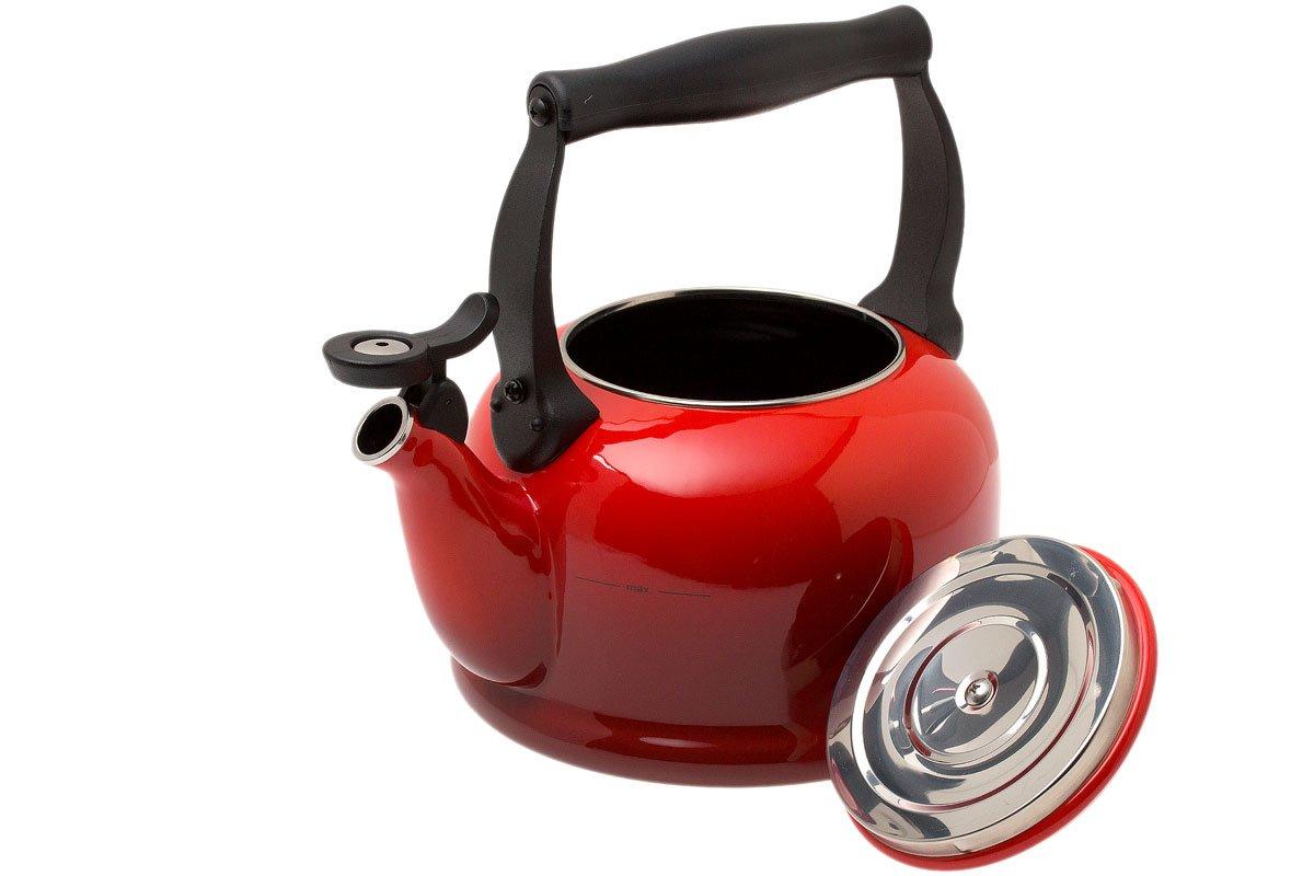 Le Creuset Tradition teakettle 2,1L, red  Advantageously shopping at