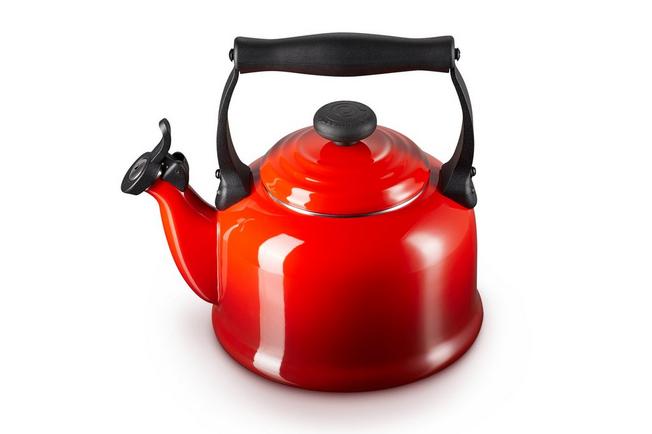 Image for Le Creuset Tradition teakettle 2,1L, red