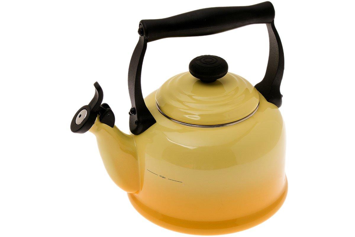 Le creuset 2024 yellow tea kettle