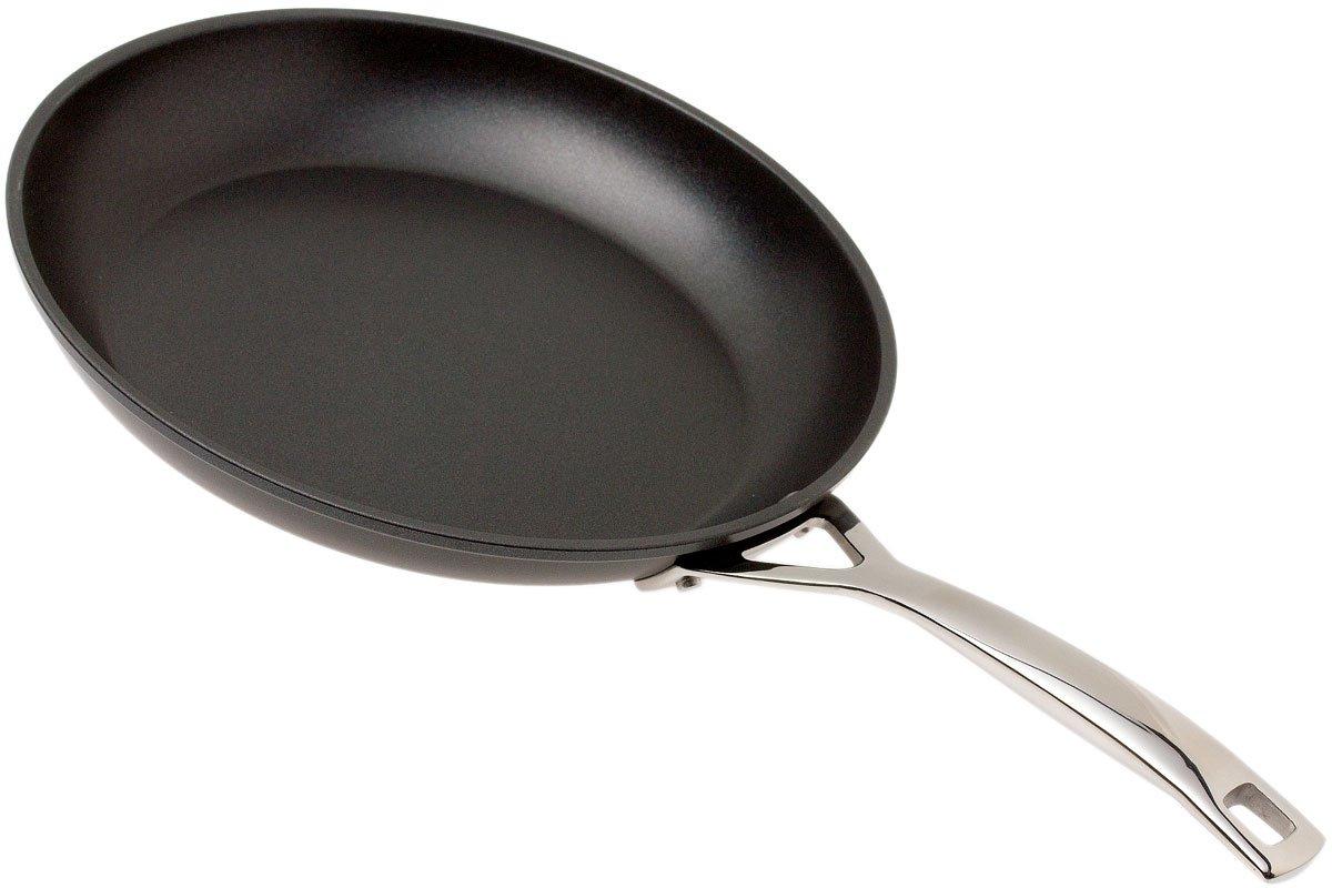 Le Creuset Les aluminium koekenpan, 28 cm Voordelig kopen bij knivesandtools.nl
