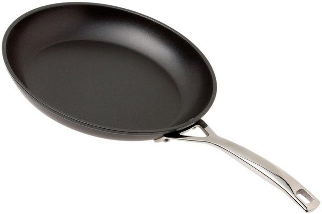 Le Creuset Nonstick Bakeware Pizza Pan