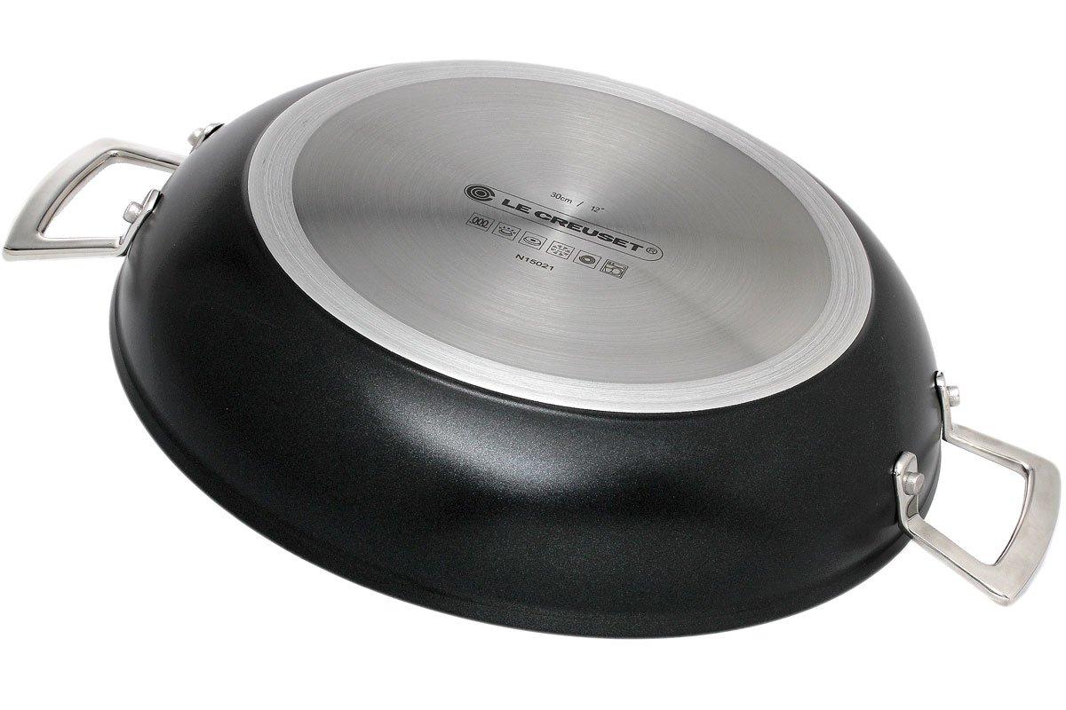 Le Creuset Les aluminum sauté pan with lid, 30cm Advantageously shopping at