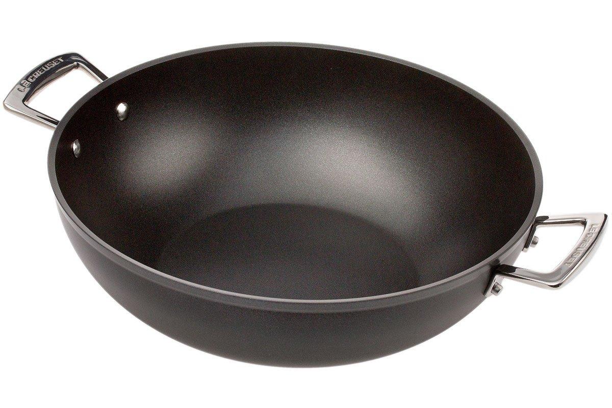 Le Creuset Les Aluminium Wok, 32 cm Günstiger shoppen bei knivesandtools.de