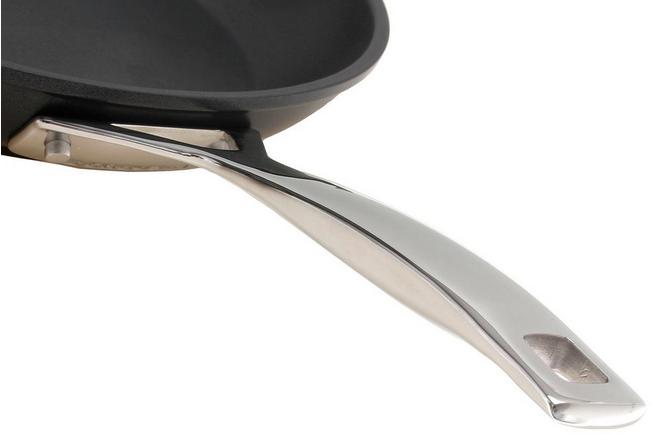 Image for Le Creuset Les Forgées aluminum frying pan, 26cm