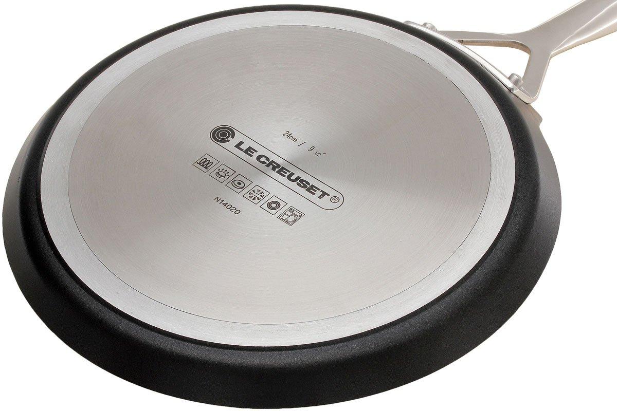 Le Creuset Les aluminum pancake pan, 24cm Advantageously
