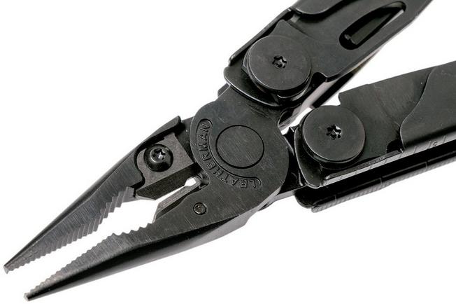 Alicate Leatherman Wave+ con funda de Molle y acabado negro