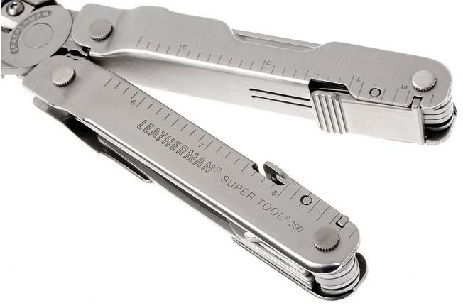 ALICATE MULTIUSOS LEATHERMAN SUPERTOOL 300 NYLON