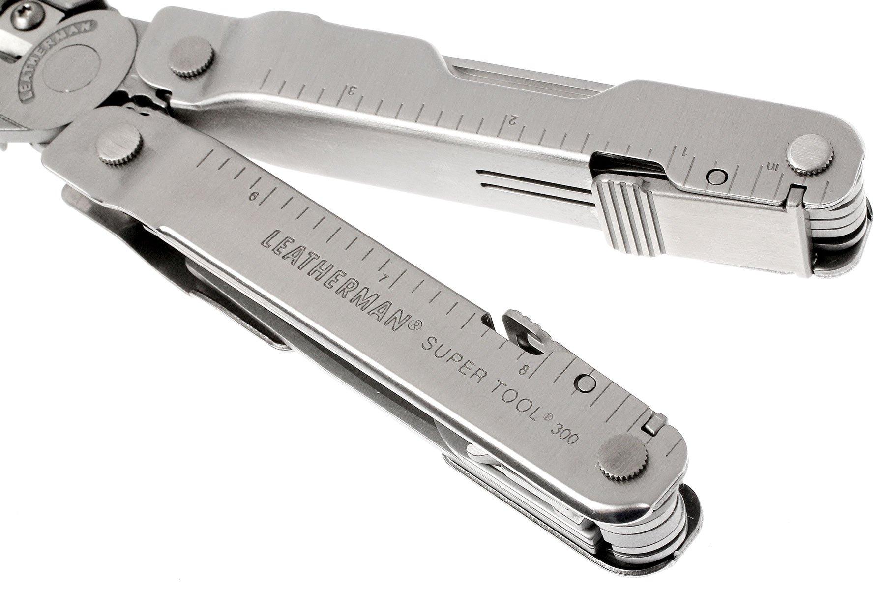 Leatherman Super Tool 300, leather sheath | Advantageously