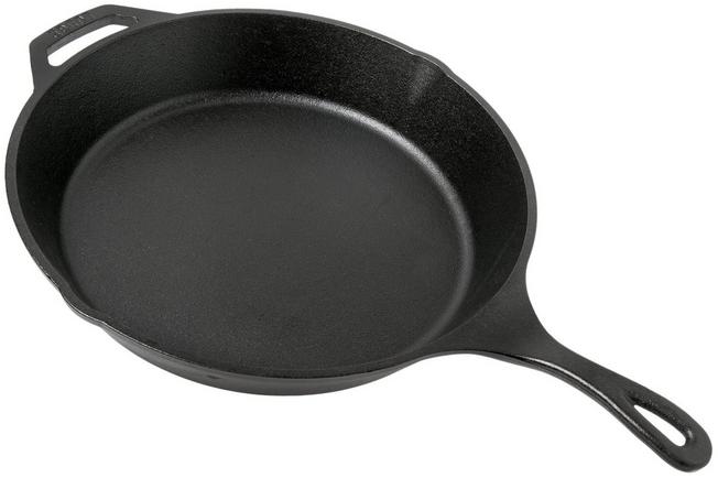 Lodge 8 in. Cast Iron Skillet in Black with Pour Spout L5SK3 - The