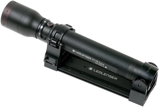 LINTERNA LED LENSER P17