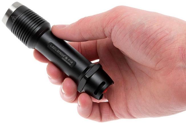 LEDLENSER Linterna de Mano LED Negro Baterías: 1 - Linternas