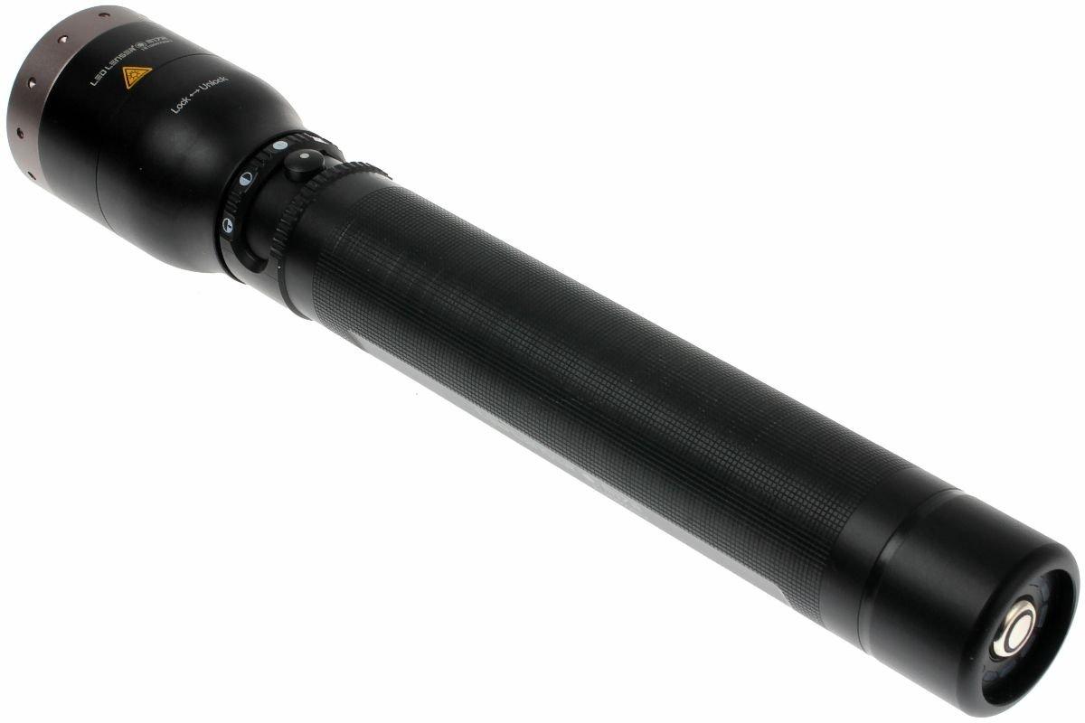 Ledlenser M17R | Achetez à prix avantageux chez knivesandtools.fr