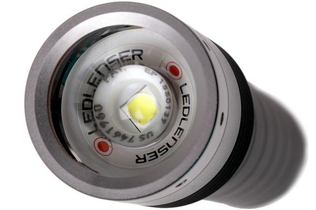 LINTERNA LED LENSER MT14 1000 LUMENES