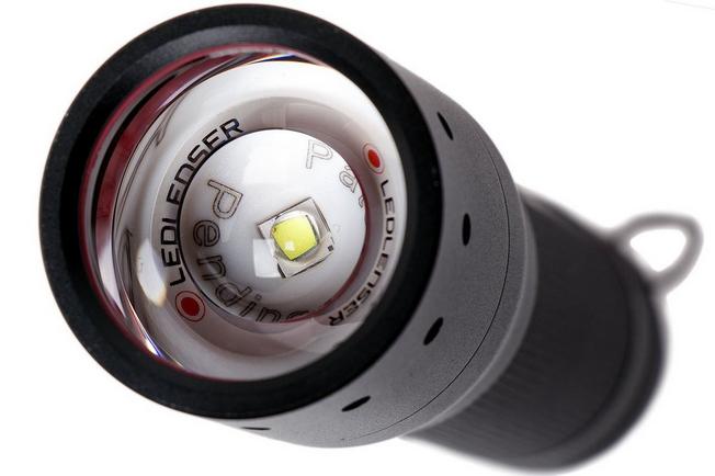 Linterna LED LENSER B7.2