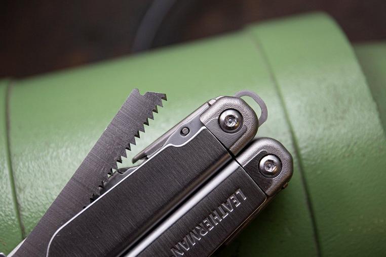 Make the most of your Leatherman Surge! Tips & tricks from Knivesandtools