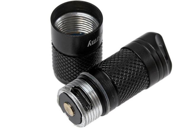 Image pour MecArmy illumineX-4 Black aluminium lampe de poche rechargeable