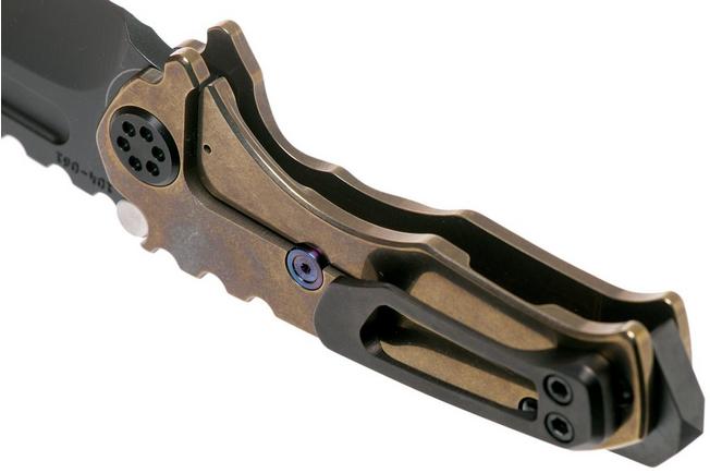 Imagen para Medford Micro Praetorian T, Drop PVD S35VN Blade, Bronze Lightning Strike Ti Handle navaja