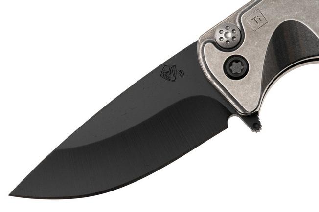 Afbeelding voor Medford Smooth Criminal Ti 26-SC-02, DLC S35VN, Tumbled Grey TItanium, Black Hardware zakmes