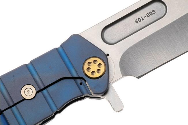 Afbeelding voor Medford USMC Fighter Flipper 26-UFF-05 Tumbled S35VN Blade, Blue Titanium Handles, Bronze Hardware and Pommel, zakmes