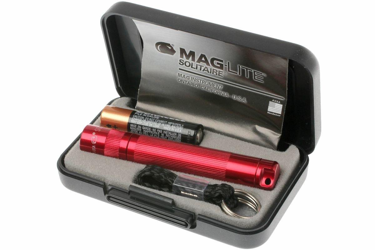 Maglite Solitaire, red | Advantageously shopping at Knivesandtools.com