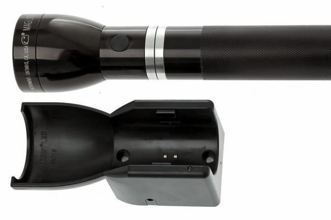 Maglite lampe torche type 4 D-cell, noire  Achetez à prix avantageux chez  knivesandtools.be