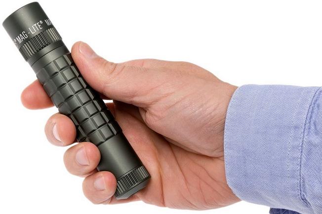 Image for Maglite MAG-TAC, plain bezel, foliage green torch