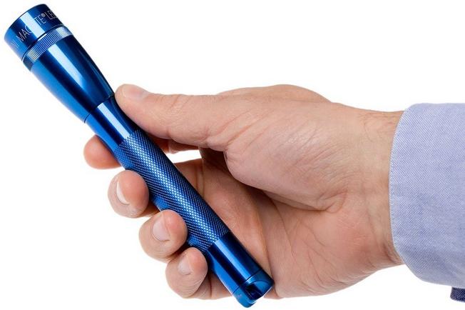 Nationale volkstelling Welsprekend Dhr Maglite Mini LED 2x AA blue, torch | Advantageously shopping at  Knivesandtools.com