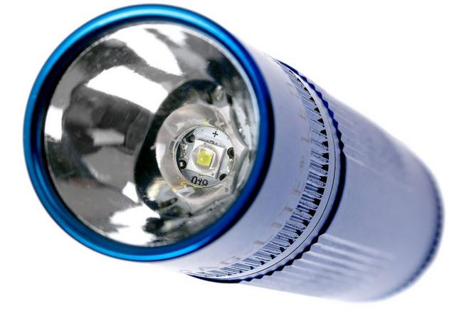 Maglite XL50 LED - Box - bleu, lampe de poche  Achetez à prix avantageux  chez knivesandtools.be