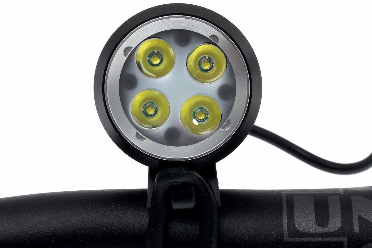 Magicshine マジックシャイン MJ-872【1600ルーメン4灯】！！ Review: Magicshine MJ-872 1600 Lumen Bike Light | road.cc