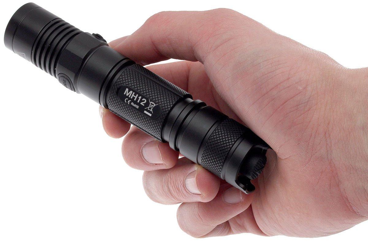 Lampe Torche tactique Nitecore tactique MH12V2 1200 Lumens rechargeable,  gendarmerie, police, armée