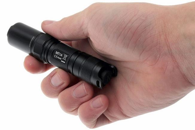 NcmT1A Nitecore Mt1A Cree Xp-G R5 LED Rechargeable Tactical Flashlight 