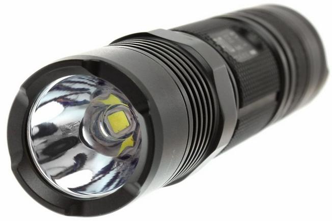 NiteCore LED-torch | at Knivesandtools.com