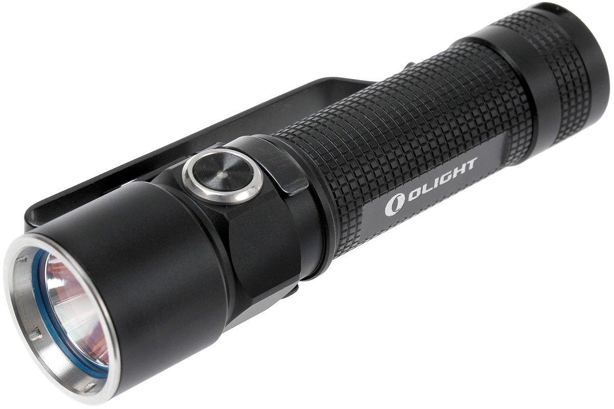 Olight S15R Baton lampe de poche rechargeable  Achetez à prix avantageux  chez knivesandtools.be